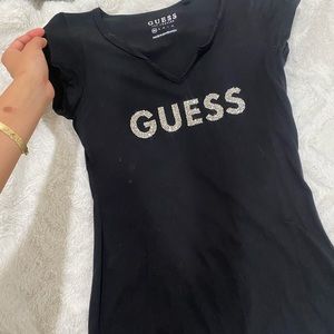 Guess t shirt